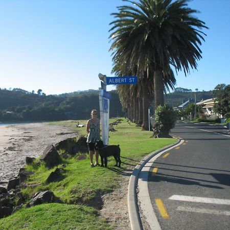 Rosalie On Albert B&B Whitianga Buitenkant foto