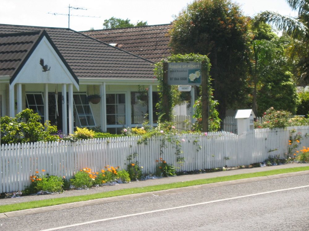 Rosalie On Albert B&B Whitianga Buitenkant foto